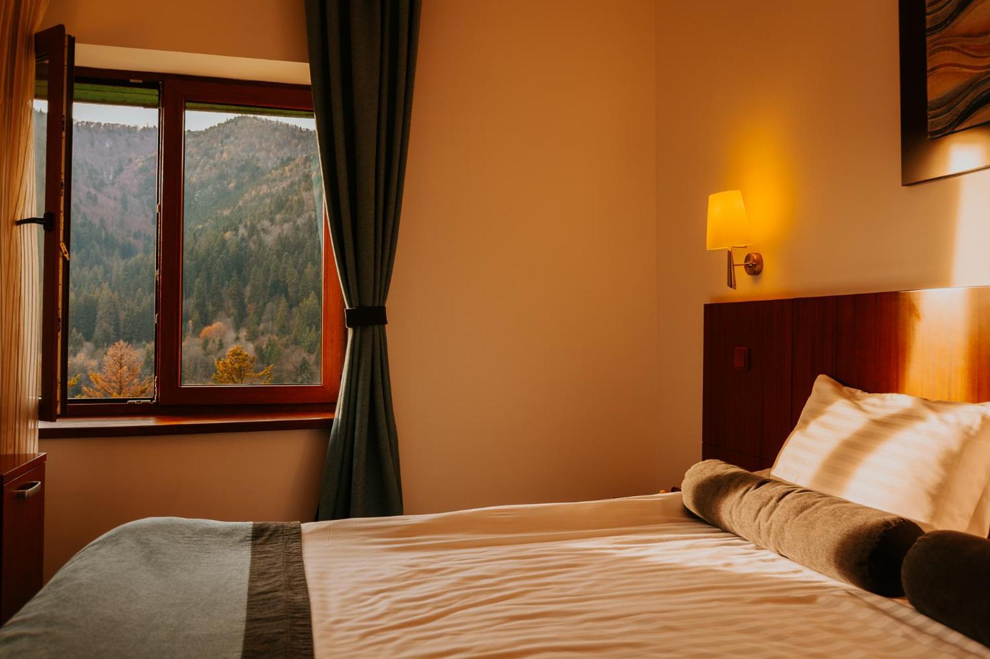 Hotel O3Zone BaileTusnad Dış mekan fotoğraf